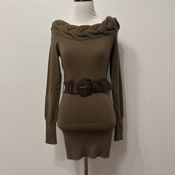 Cute and warm Venus tunic or dress’s - Picture 1 of 2